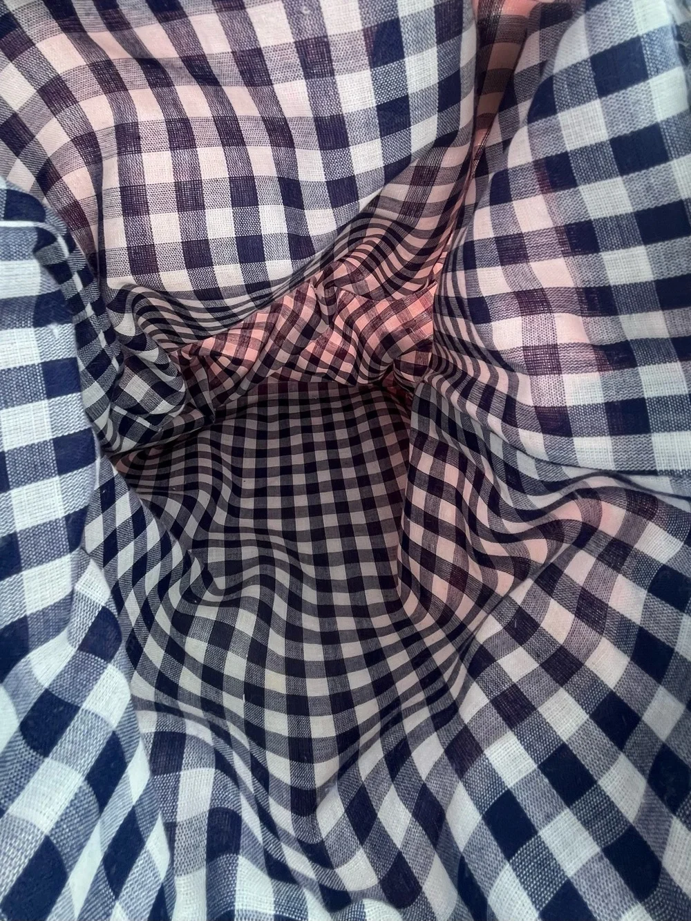 Quilted handmade tote bag red, navy blue and white gingham pattern, front flower